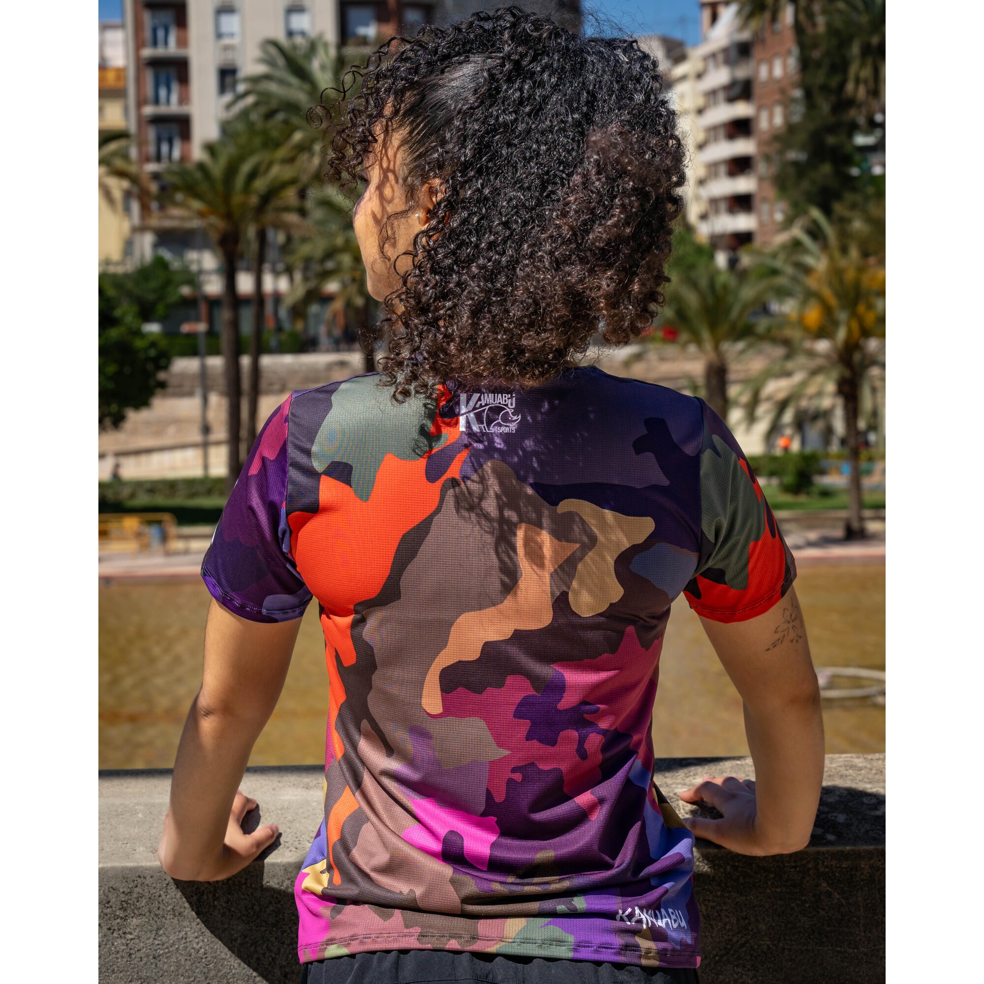 Camiseta camuflaje mujer decathlon deals