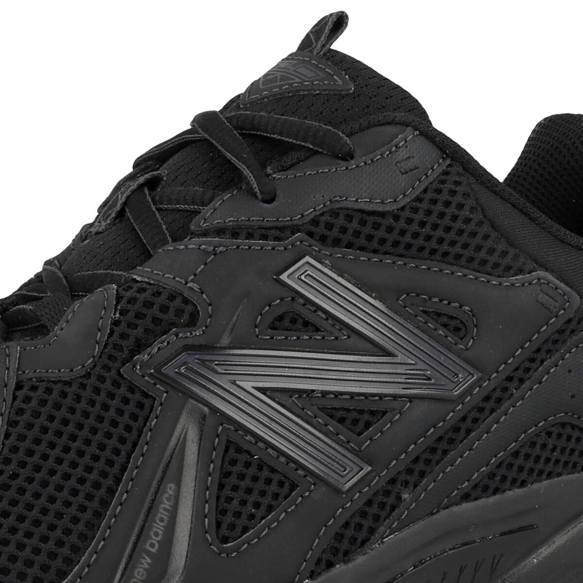 610 Baskets Noires Mixte New Balance 6/7