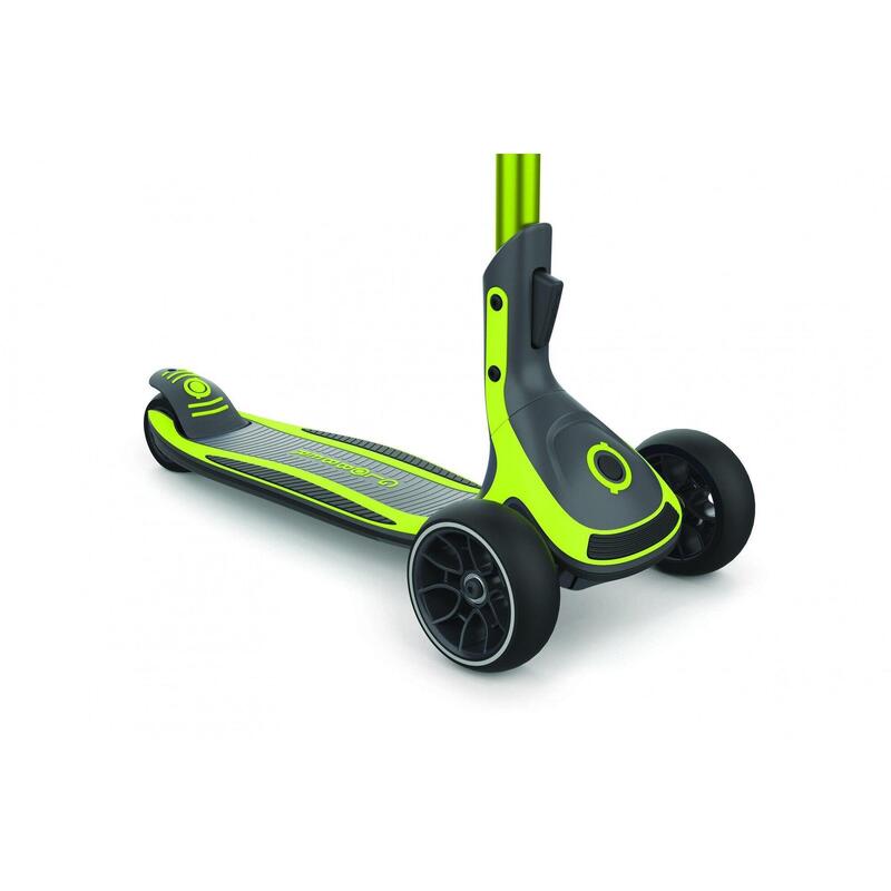 Globber Ultimum scooter avec 3 roues en  vert (à 100kg)