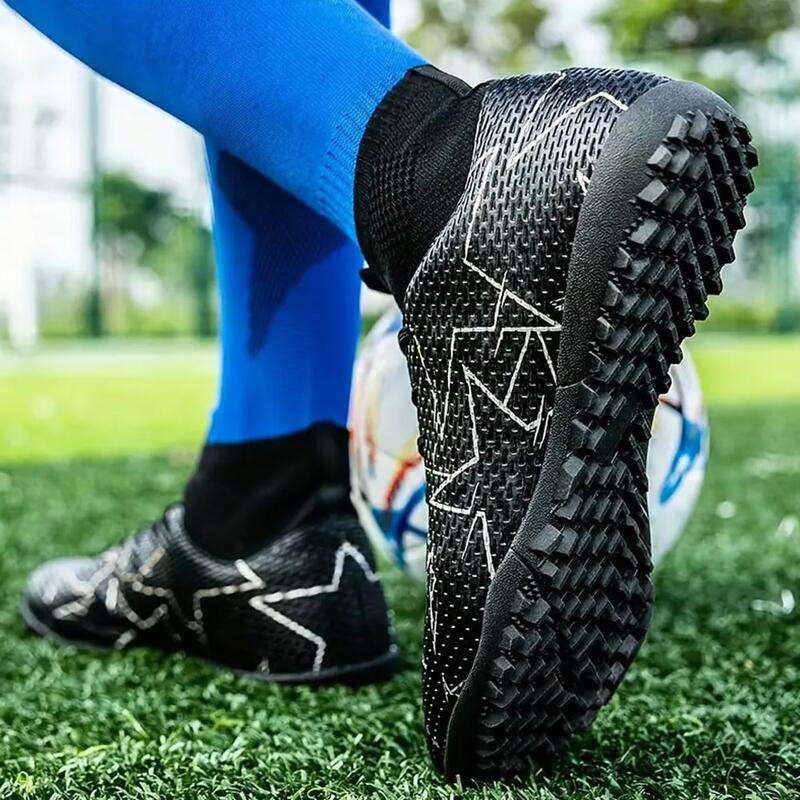 Ghete de fotbal MBrands cu glezniera 7.4 pentru teren sintetic culoare negru 38