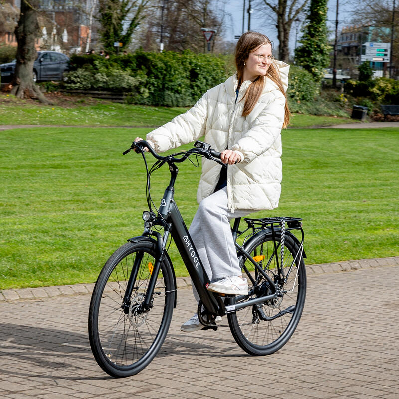 Bicicleta eléctrica Hygge Aarhus 2024 con motor de alto rendimiento de 250 W