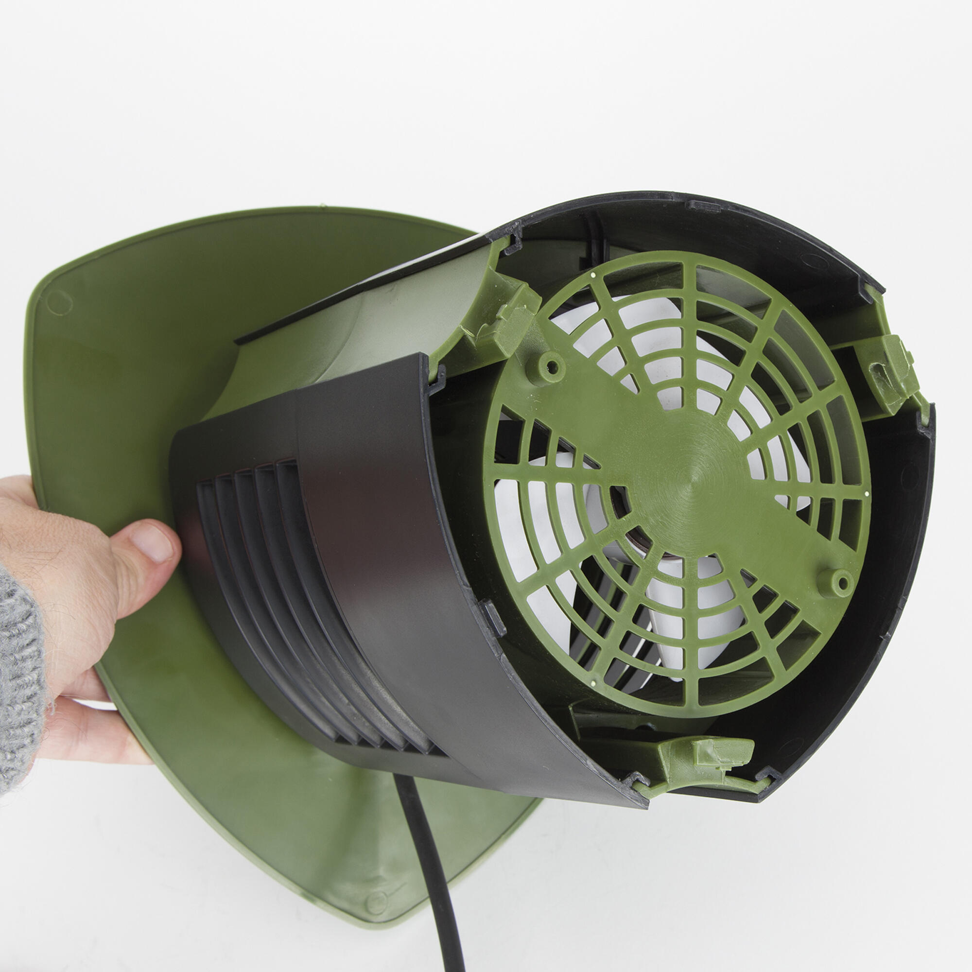 Antimosquitos eléctrico Jata MT7 para uso interior y exterior. 4/4