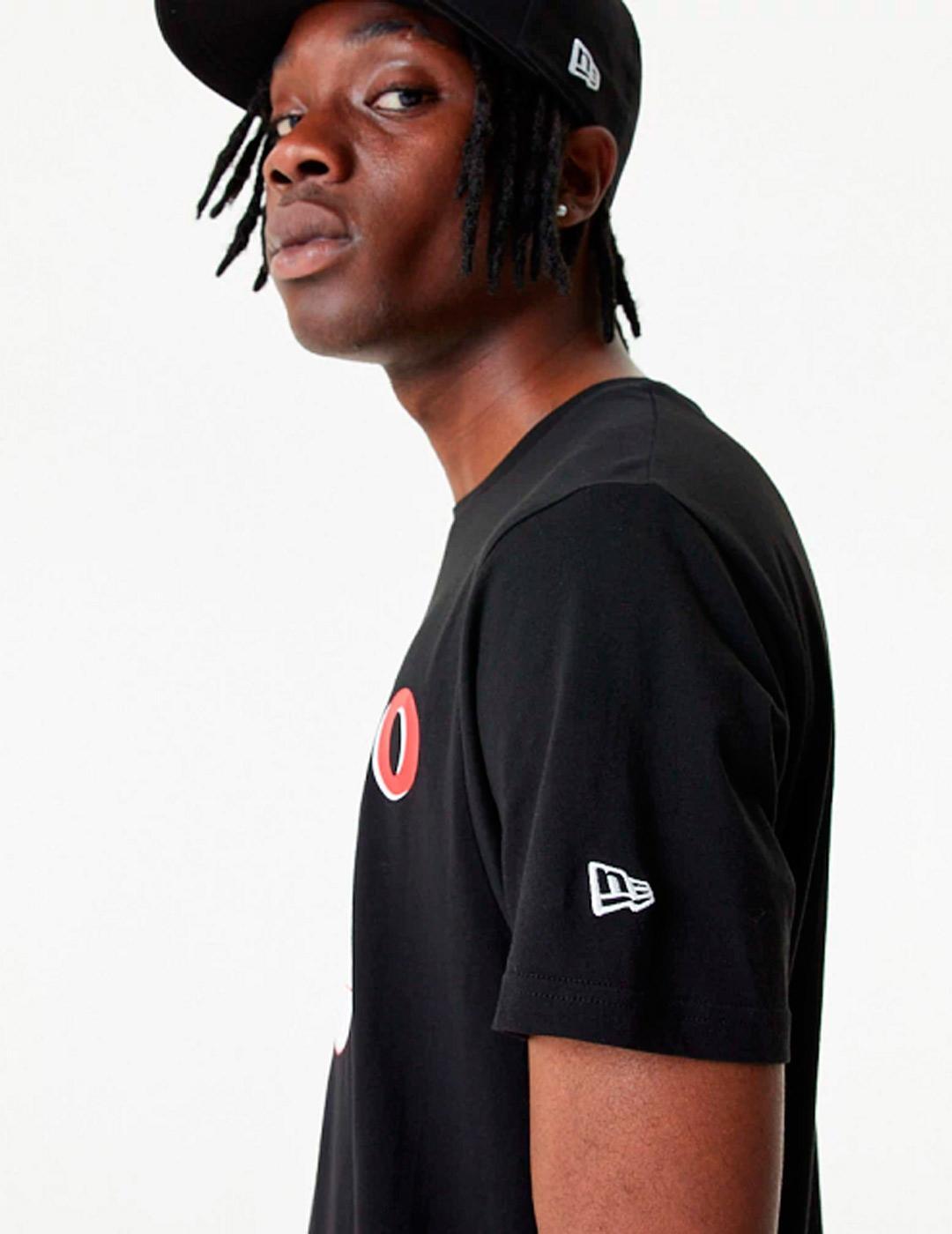 T-Shirt New Era  Nba Team Graphic Tee Chibul  Blkfdr Adulto 5/5