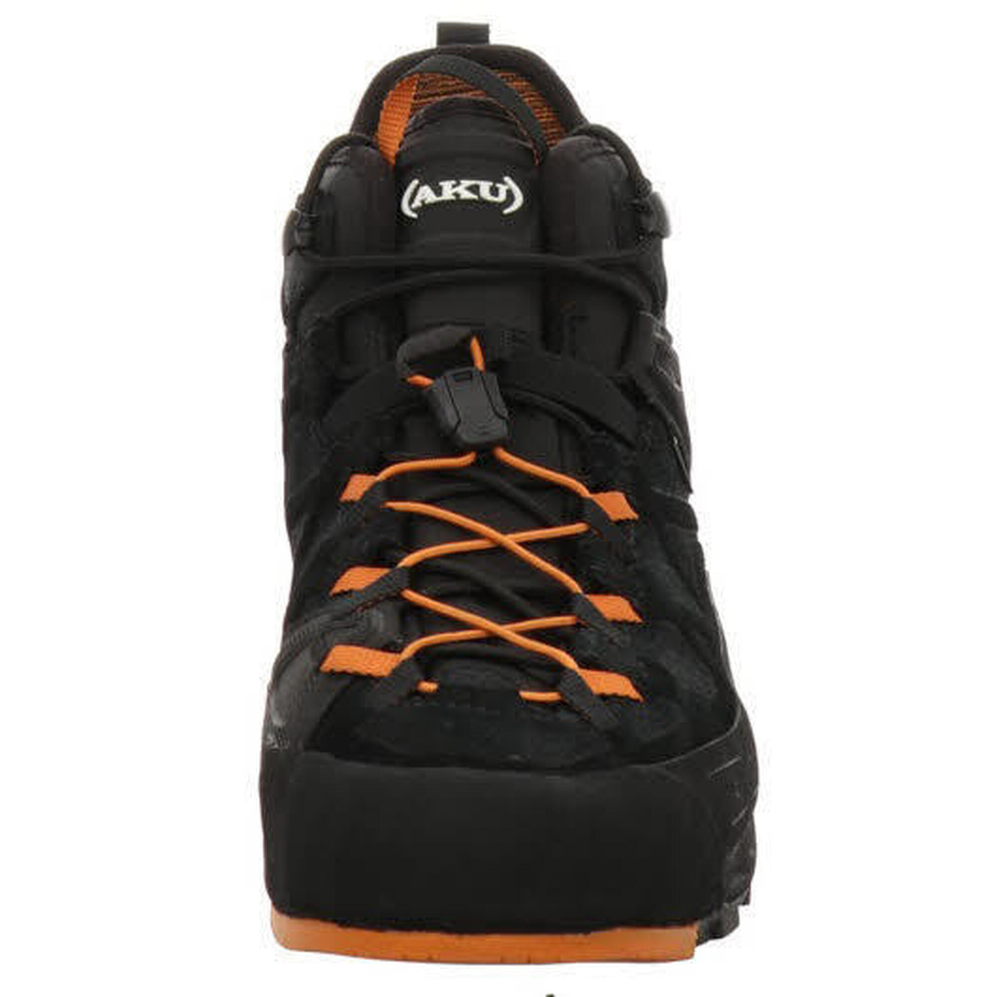 AKU Pour des hommes Bottes de randonnée Bottes Rock DFS Mid GTX 718 noir