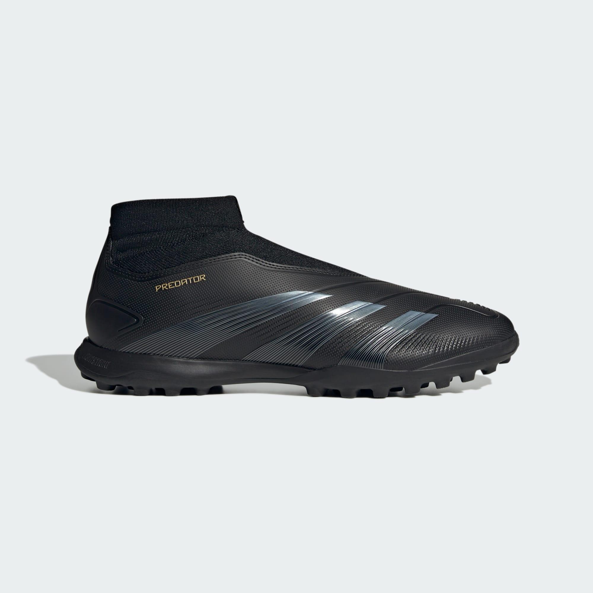 Predator League Turf lace-less shoe