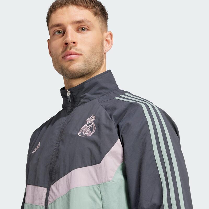 Real Madrid Seasonal Trainingsjacke