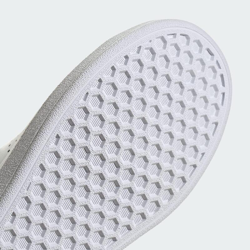 Cipő Adidas Modell Advantage Base 2.0 Szín Fehér