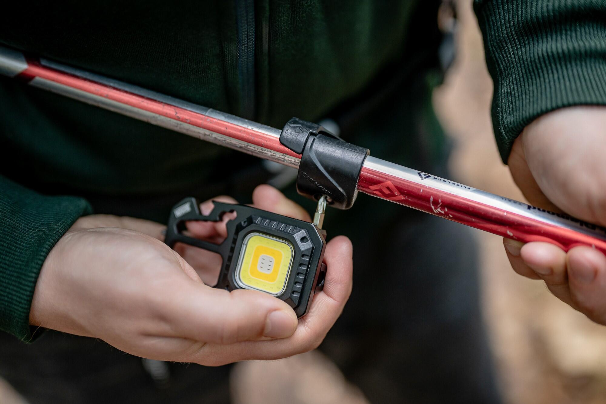 Lampka turystyczna LED Newell Lunar Multitool + statyw 6/7