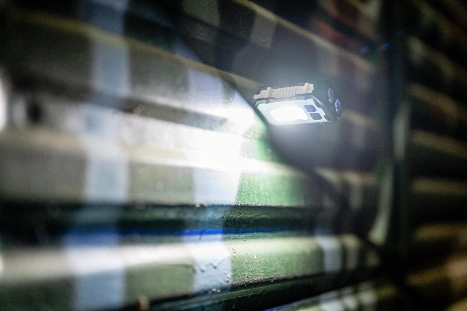 Latarka LED Newell EDC Nyks Solid - biała 5/7