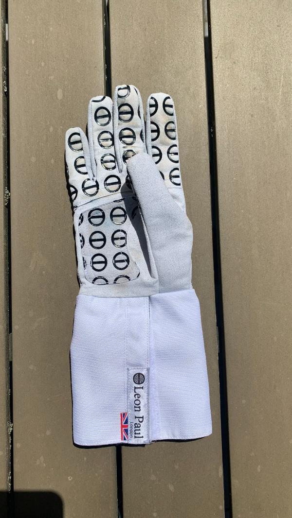 C2C - gant Leon Paul 2/2