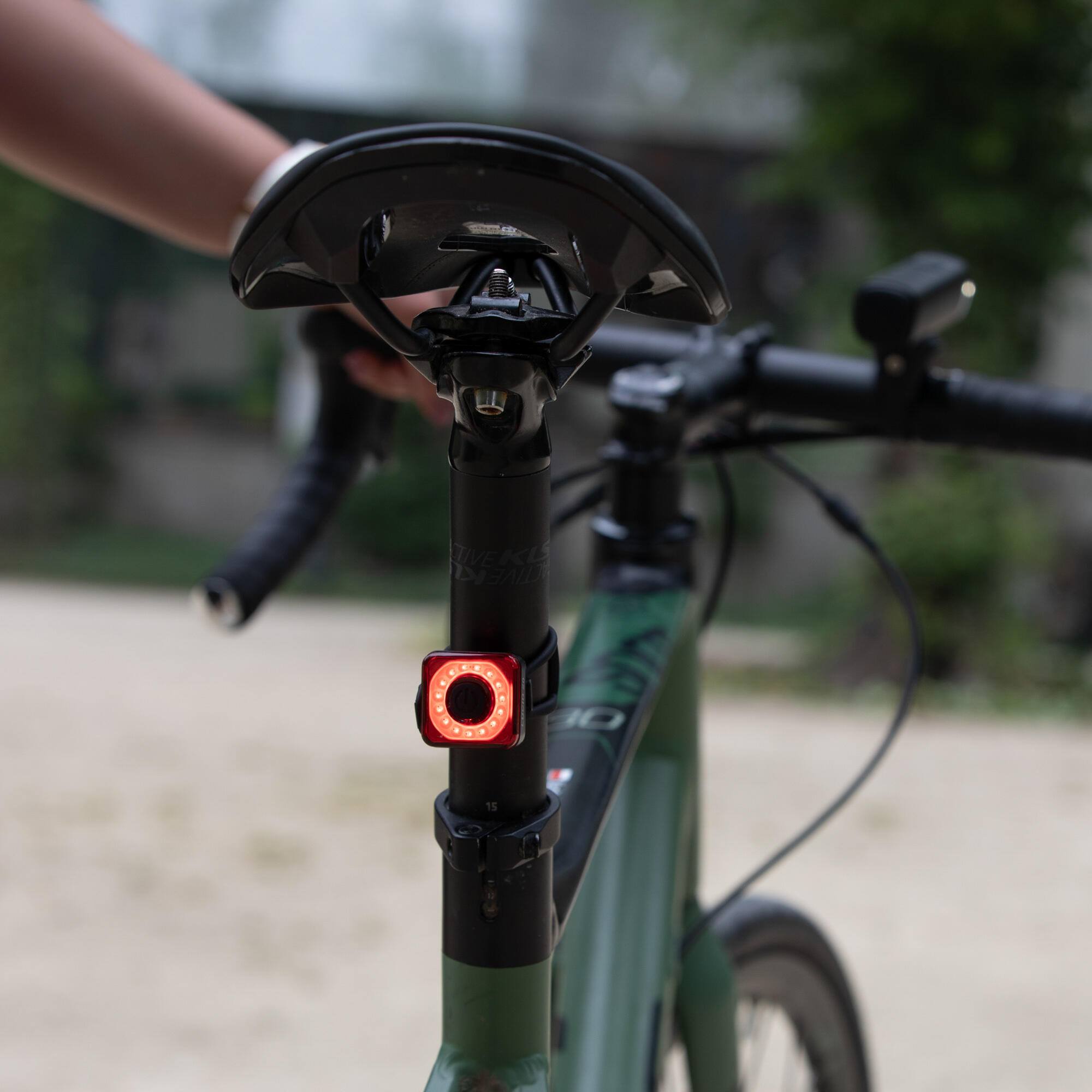 Feu arrière de vélo ATTABO LUCID 20 4/7