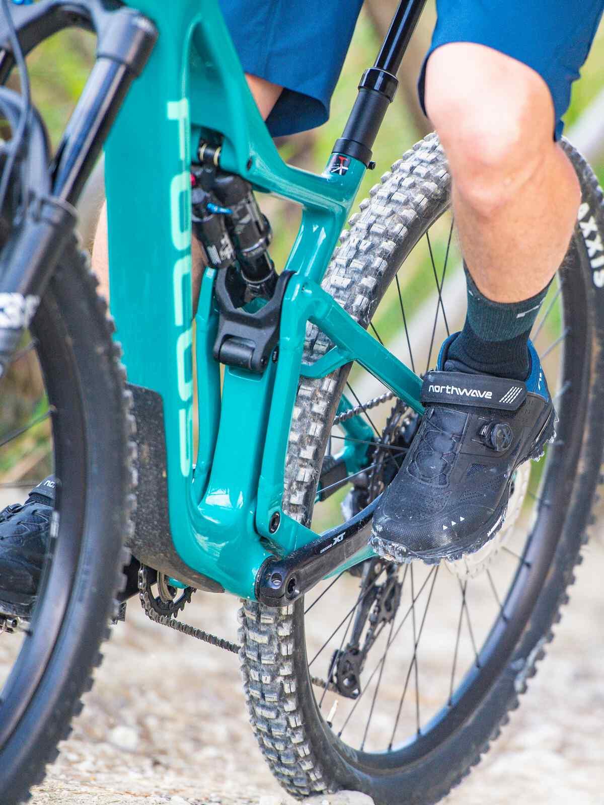 Buty rowerowe NORTHWAVE Enduro Mid 2 czarny 3/7