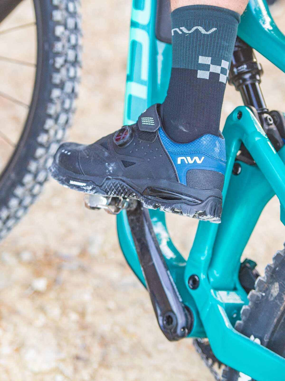 Buty rowerowe NORTHWAVE Enduro Mid 2 czarny 2/7