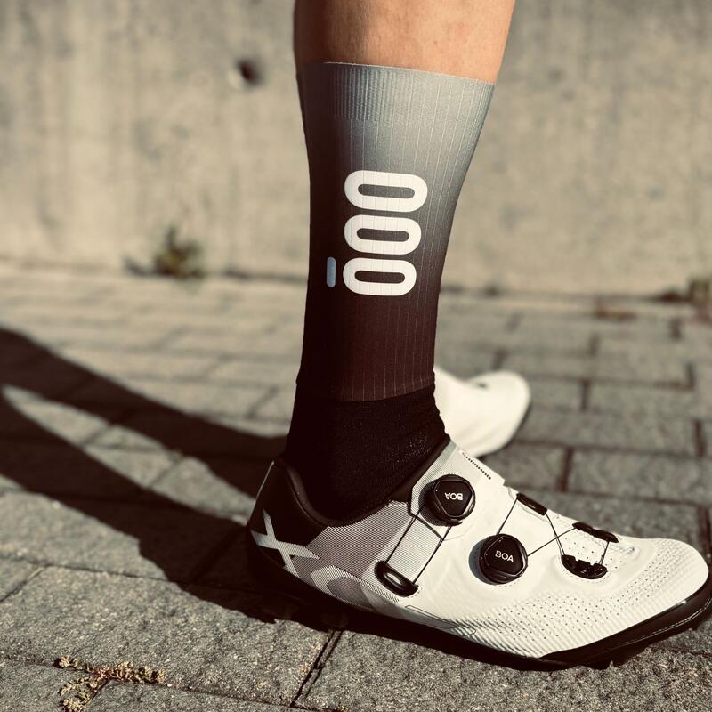 Chaussettes hautes de cyclisme Aero avec grille sublimée Corsa Mooquer Noir