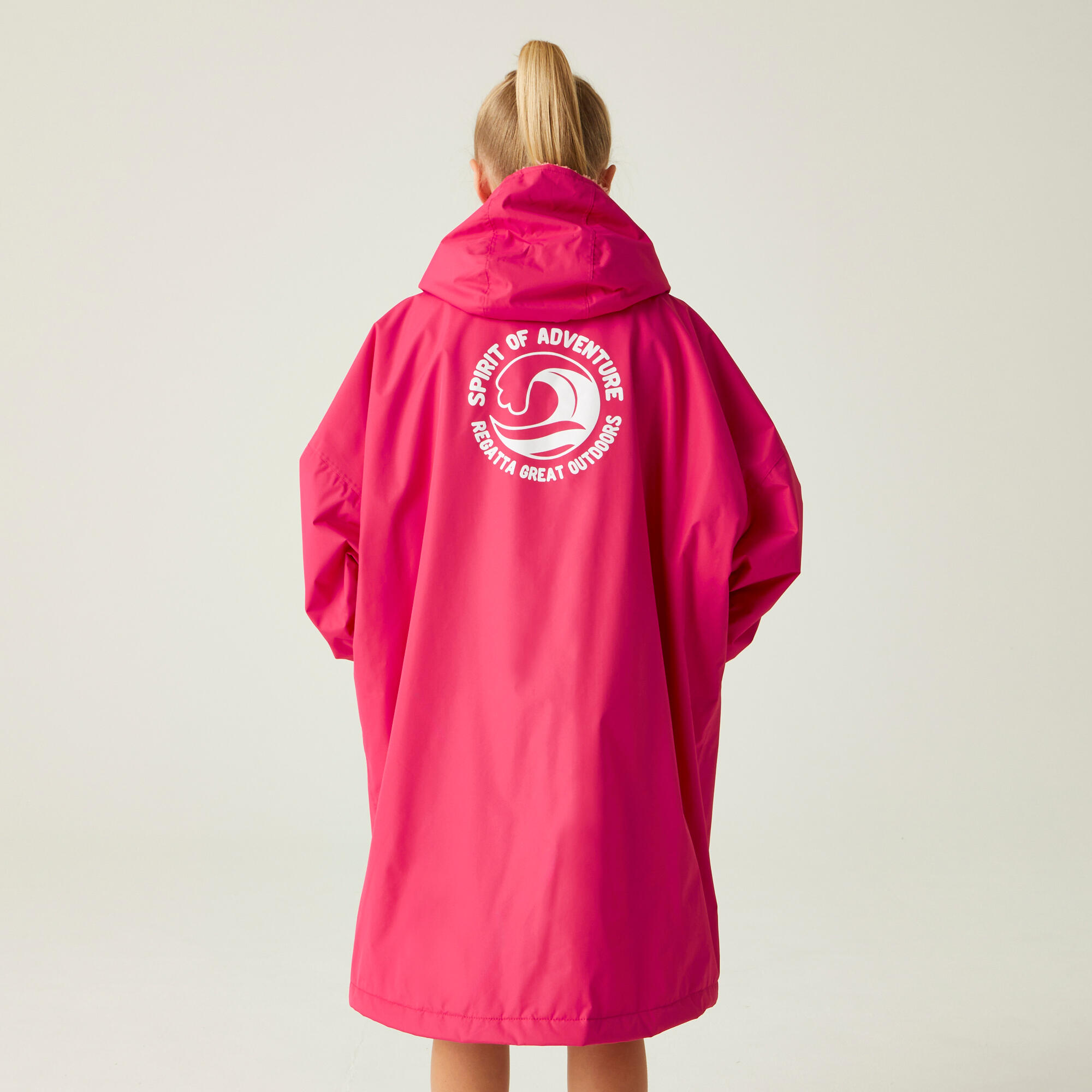 Kids Junior Waterproof Changing Robe 2/7
