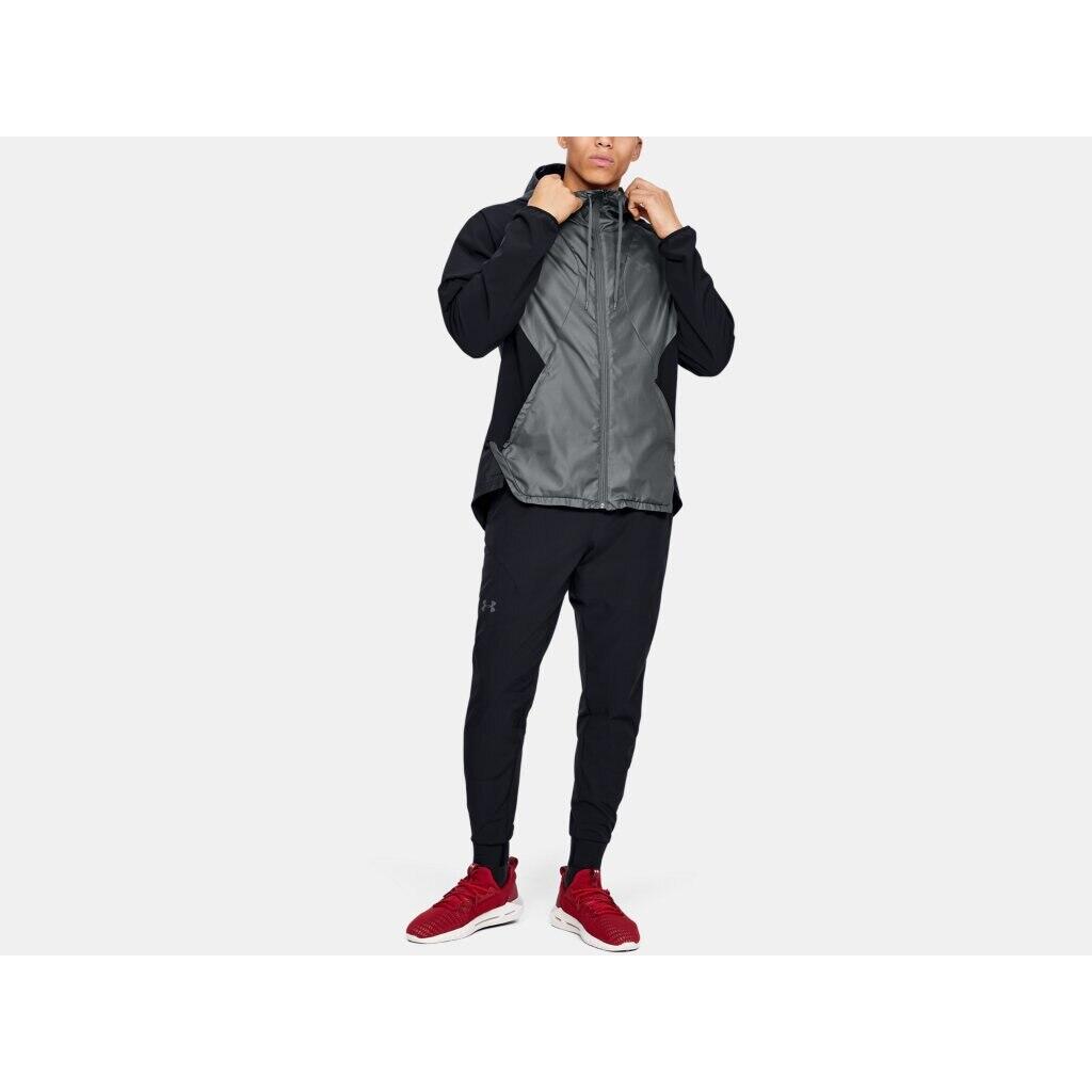 UNDER ARMOUR picture