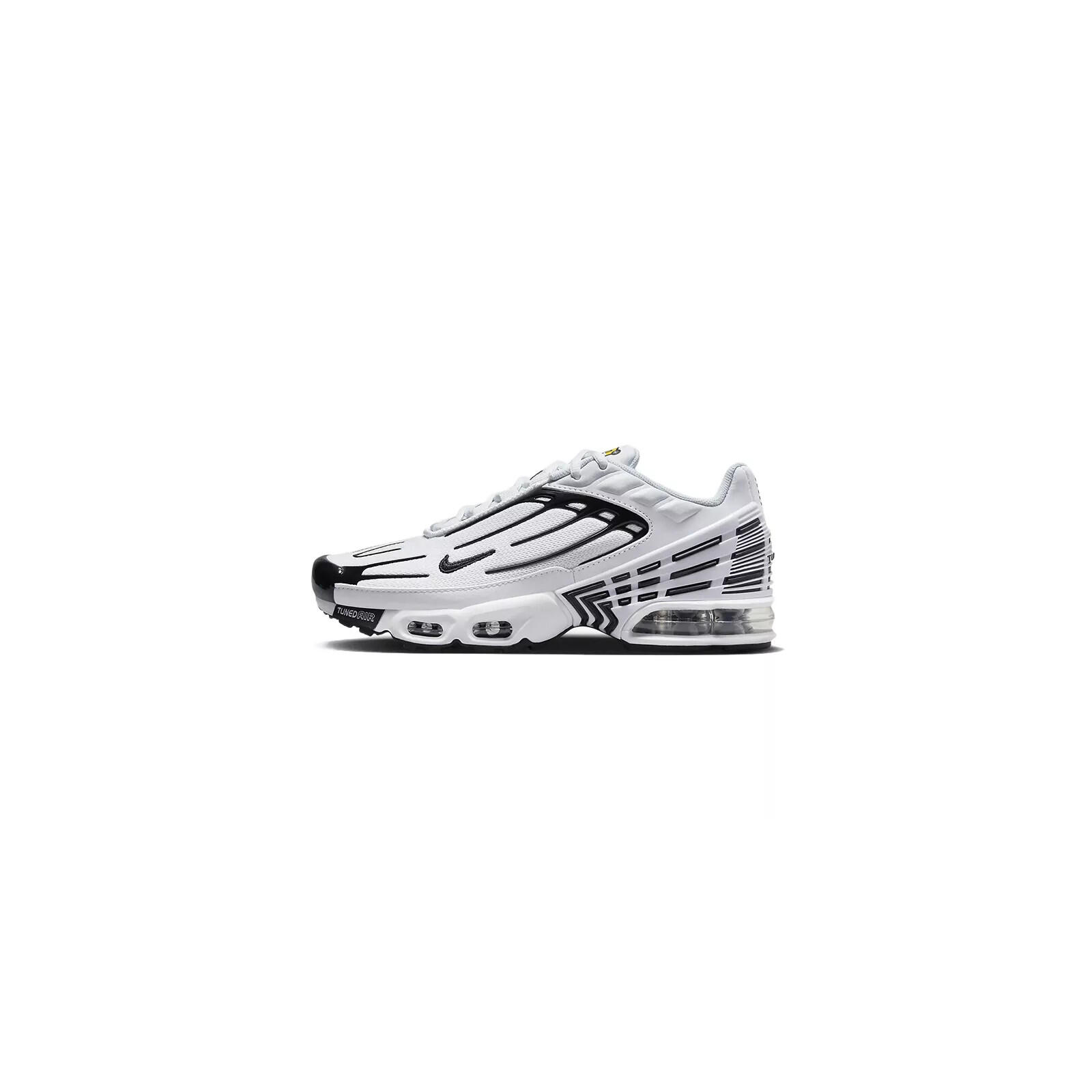 NIKE picture