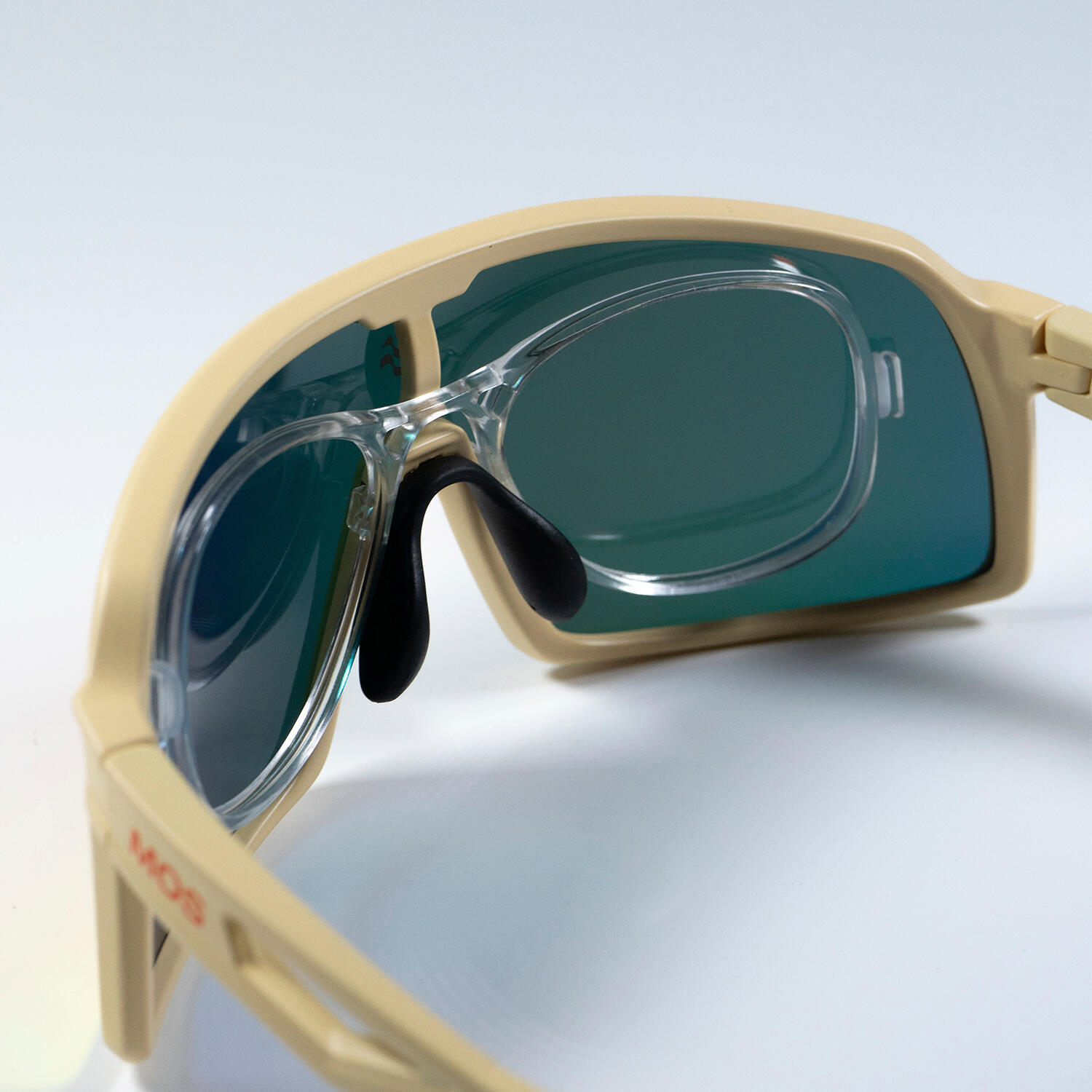 CLIP OPTIQUE POUR LUNETTES DE SOLEIL MOS EYEWEAR 4/4