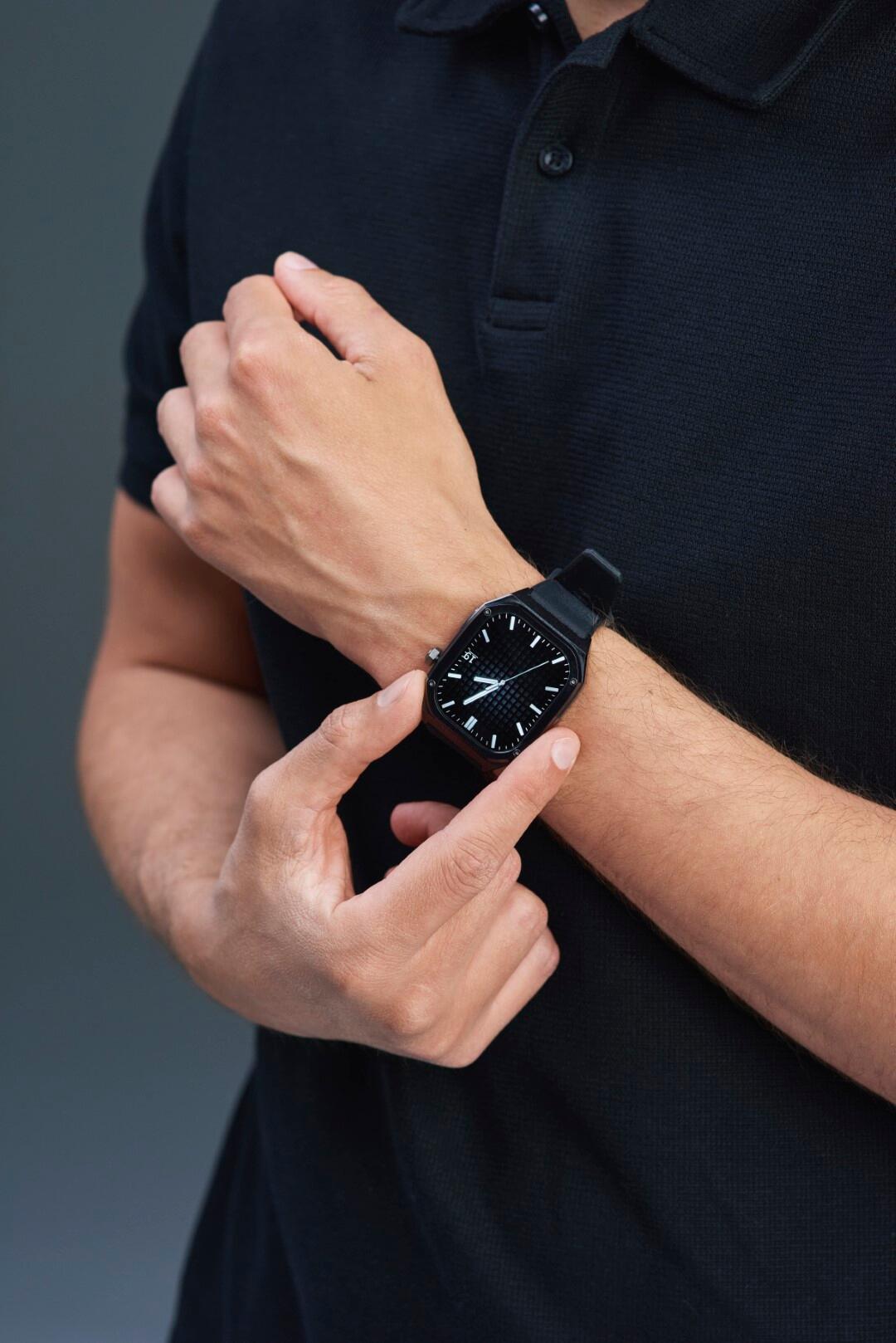 Montre connectée F59 Iron S Noire Maxcom 5/5