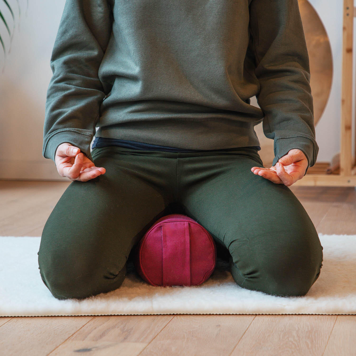 Yoga MINI BOLSTER ECO (Nackenrolle) Buchweizenschalen schwarz 5/5