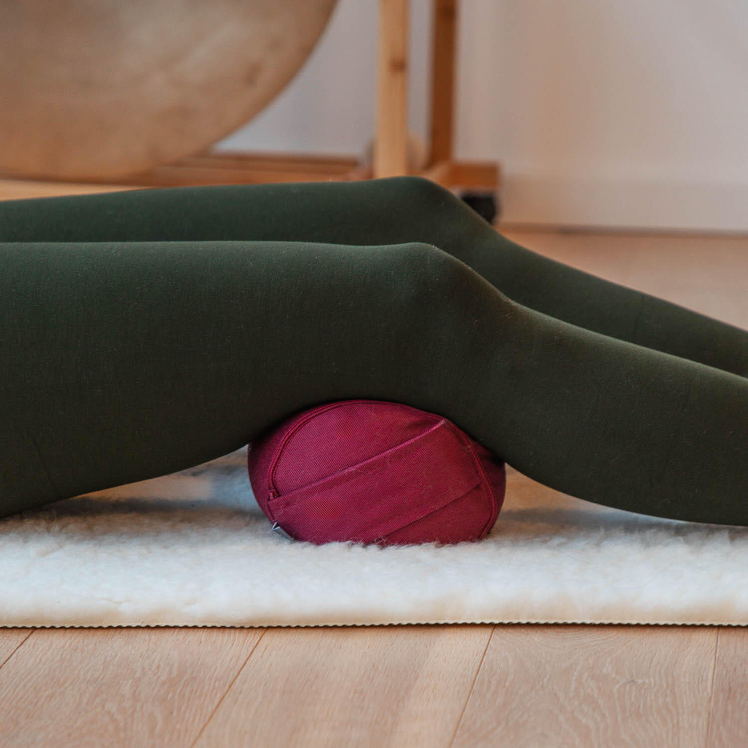 Yoga MINI BOLSTER ECO (Nackenrolle) Buchweizenschalen schwarz 4/5