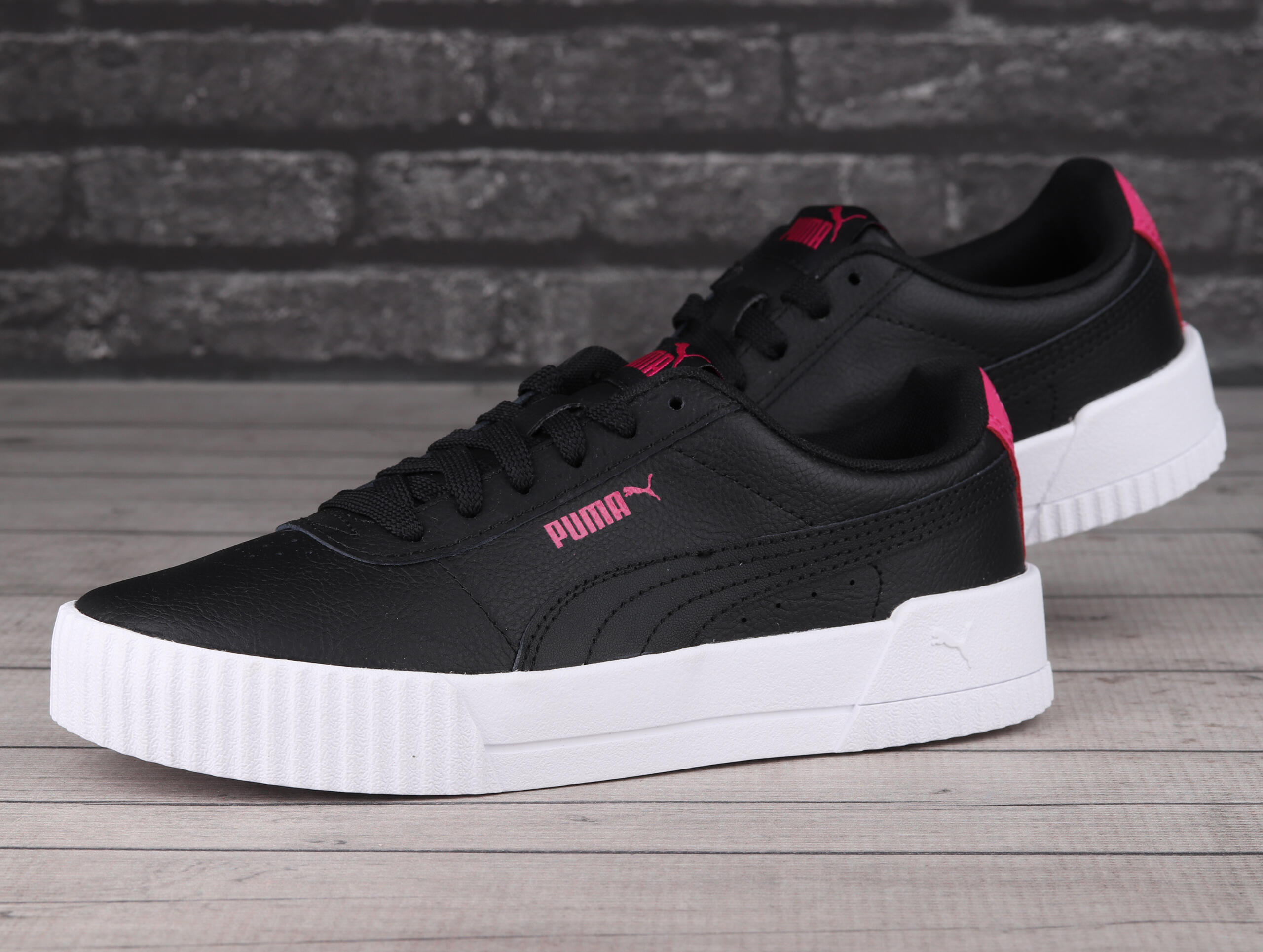 Buty damskie sportowe Puma CARINA 3/7