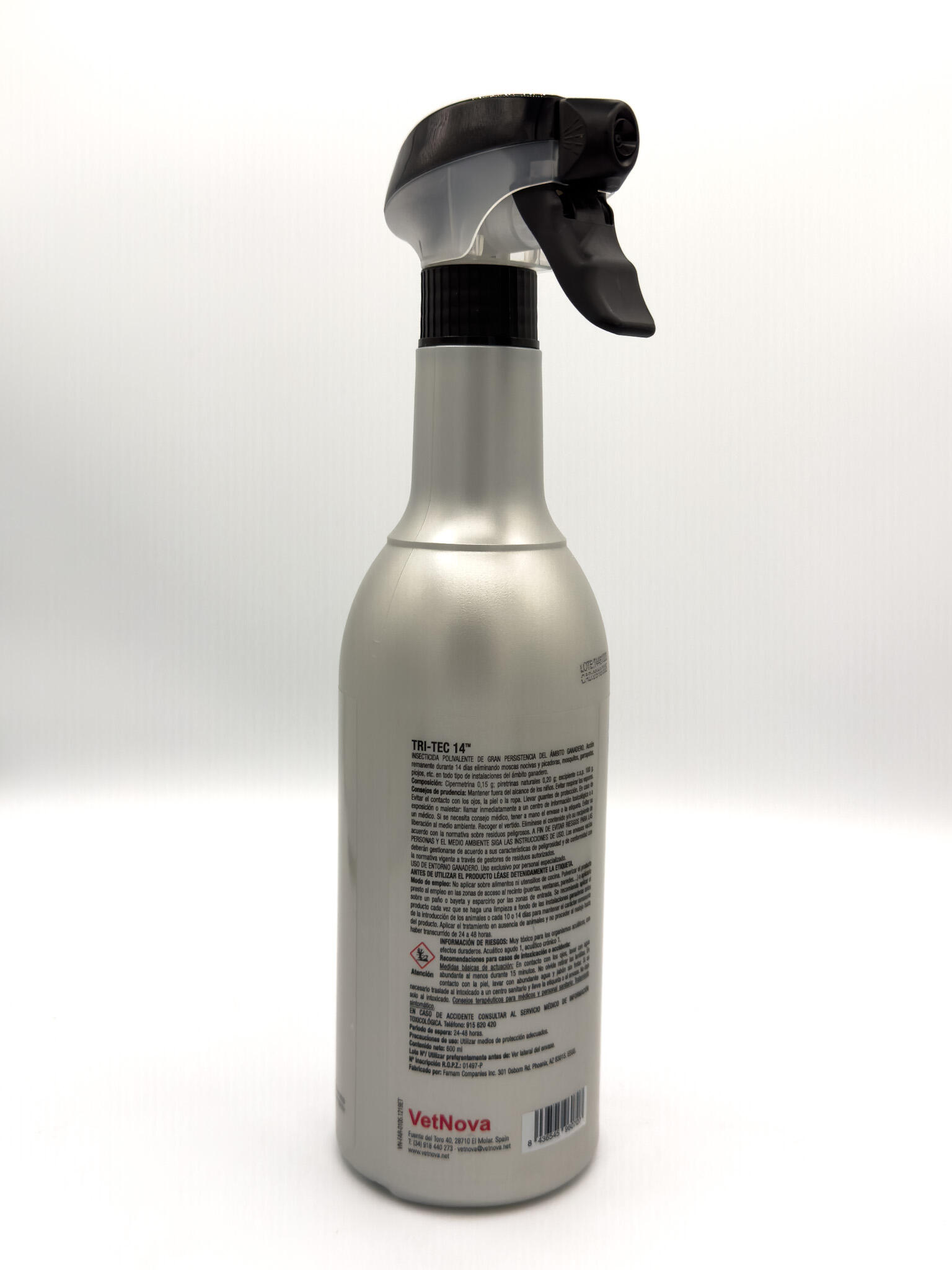 Insecticida polivalente TRITEC 14™ 600ml, de gran persistencia líder en Europa. 4/4