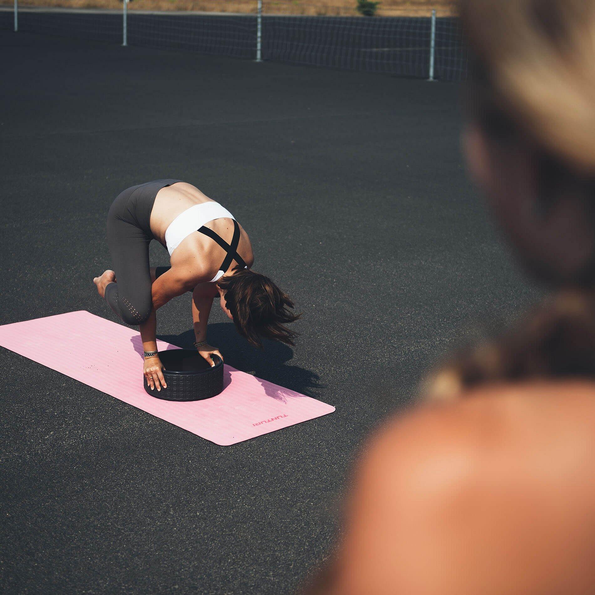 Tunturi Yoga Rad Stretchhilfe Schwarz 7/7
