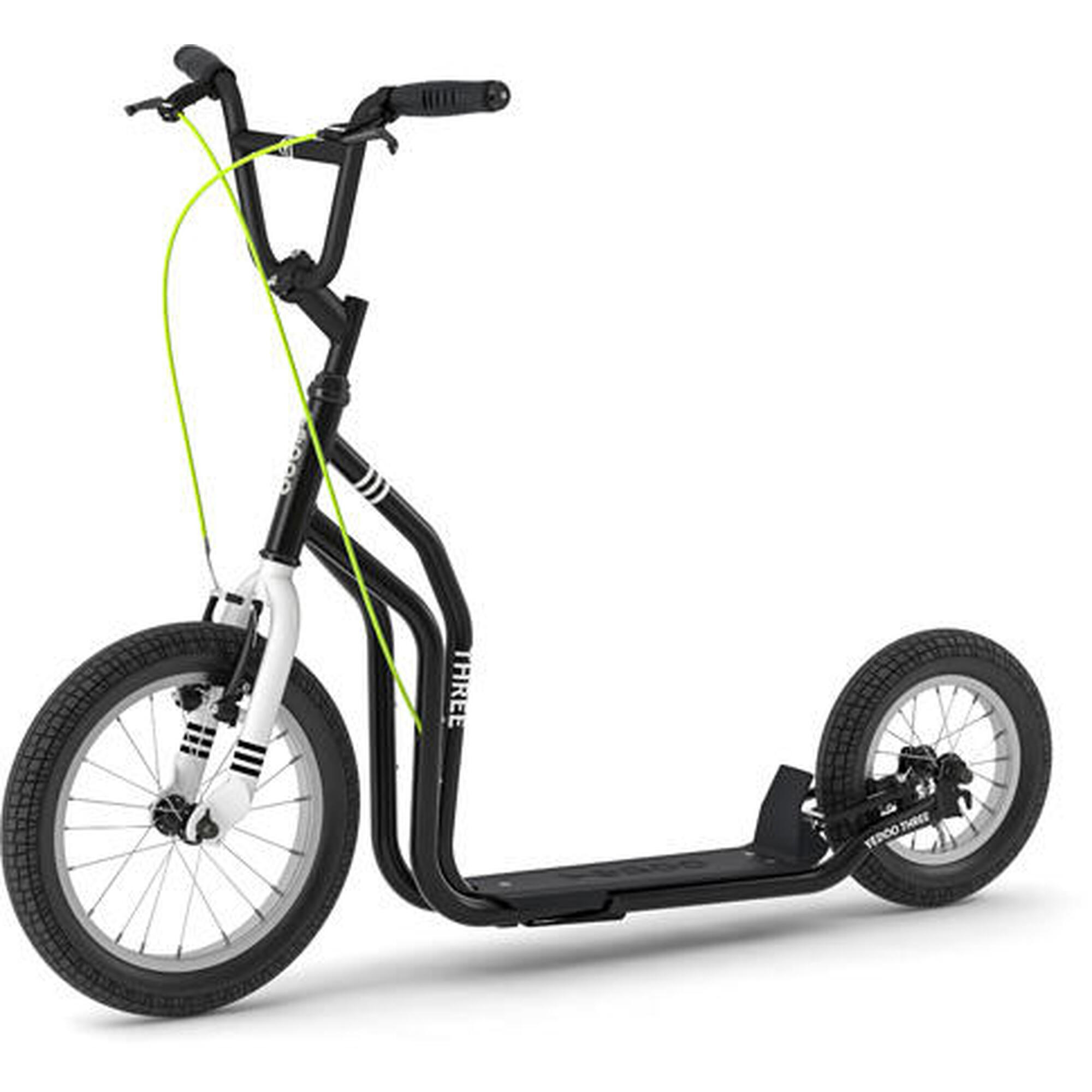 Scooter con pneumatici gonfiabili Three Black