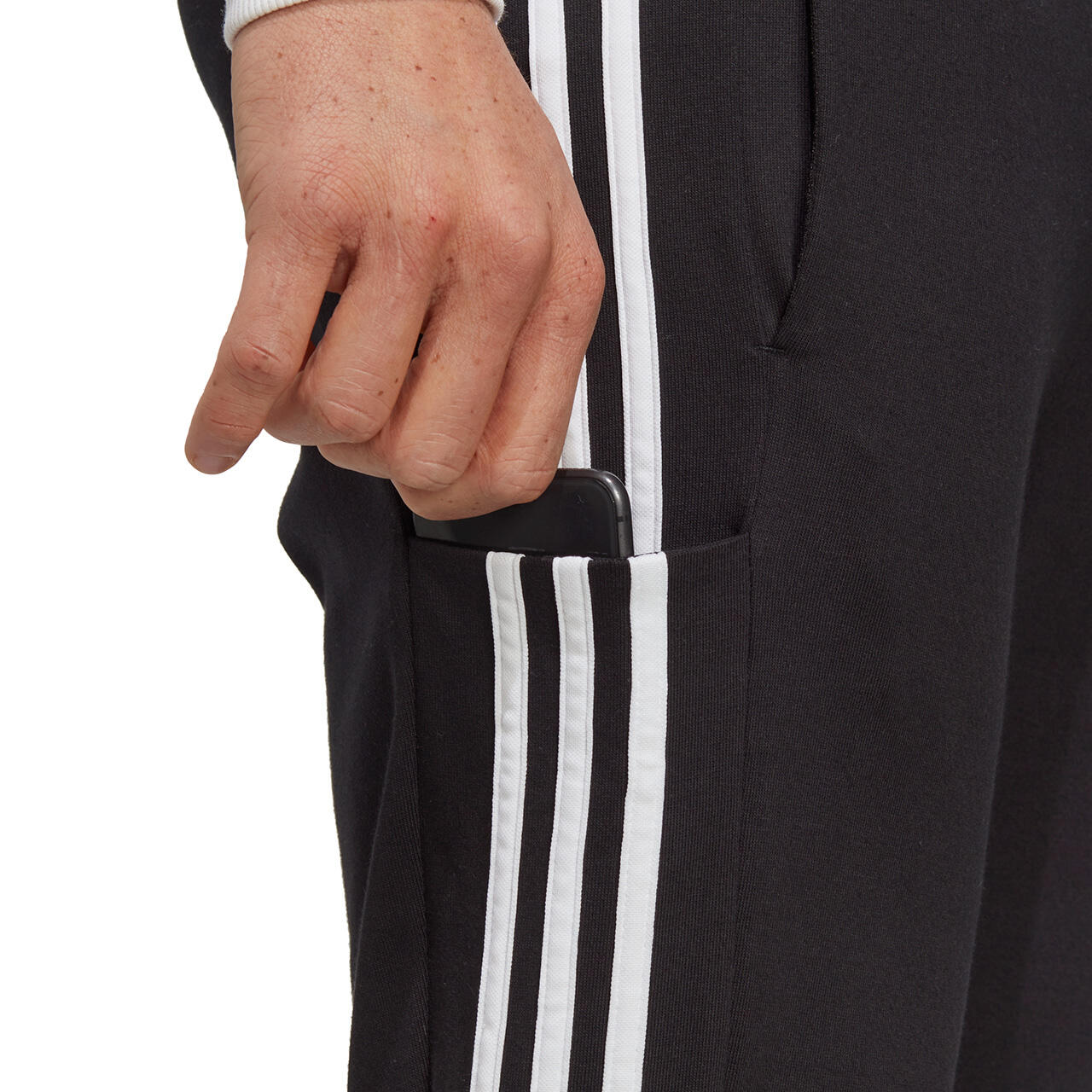 Pantalón Essentials Single Jersey Tapered Open Hem 3 bandas 6/6