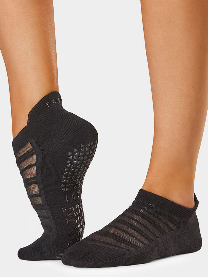 TAVI NOIR Tavi Savvy Breeze Grip Socks - Ebony