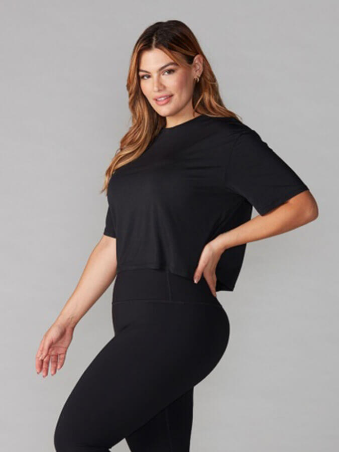 Tavi Crop Top Tee - Ebony 3/5