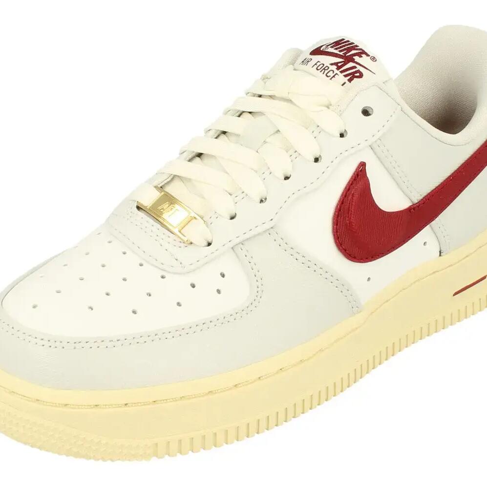 Air Force 1 07 Se Womens Trainers Dv7584