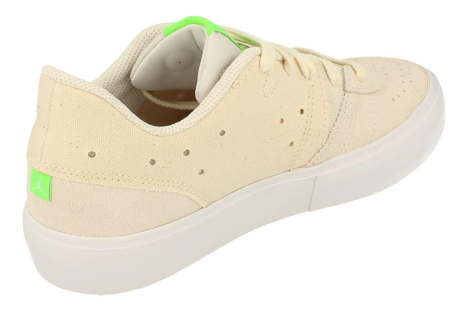 Jordan Series .05 Dear Studio (Women's) 3/5