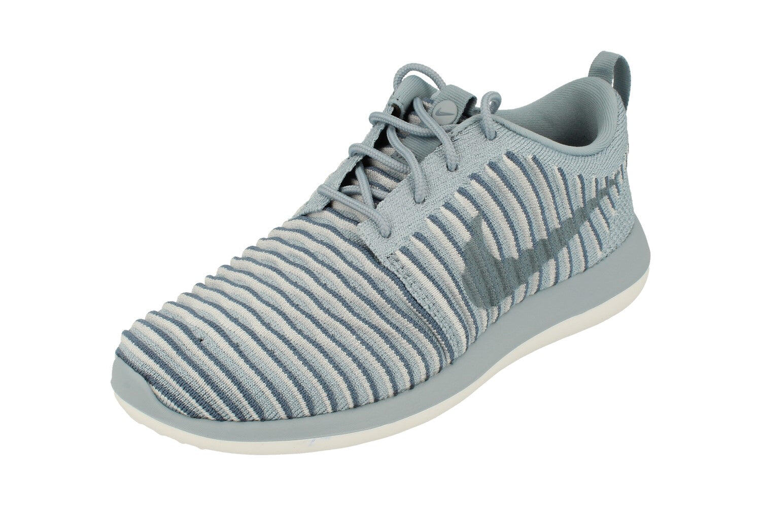 nike roshe flyknit in gray