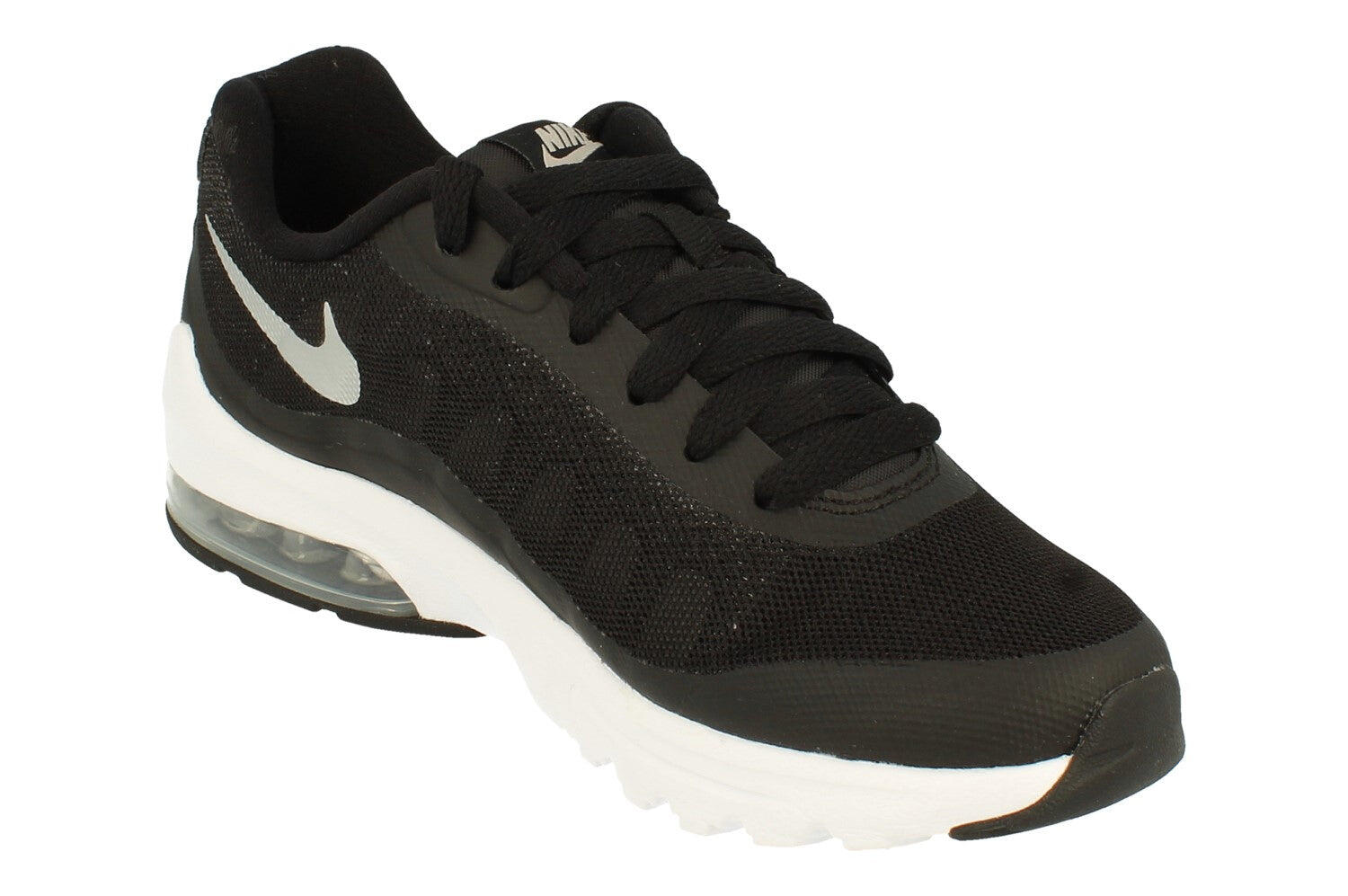 Nike invigor noir best sale