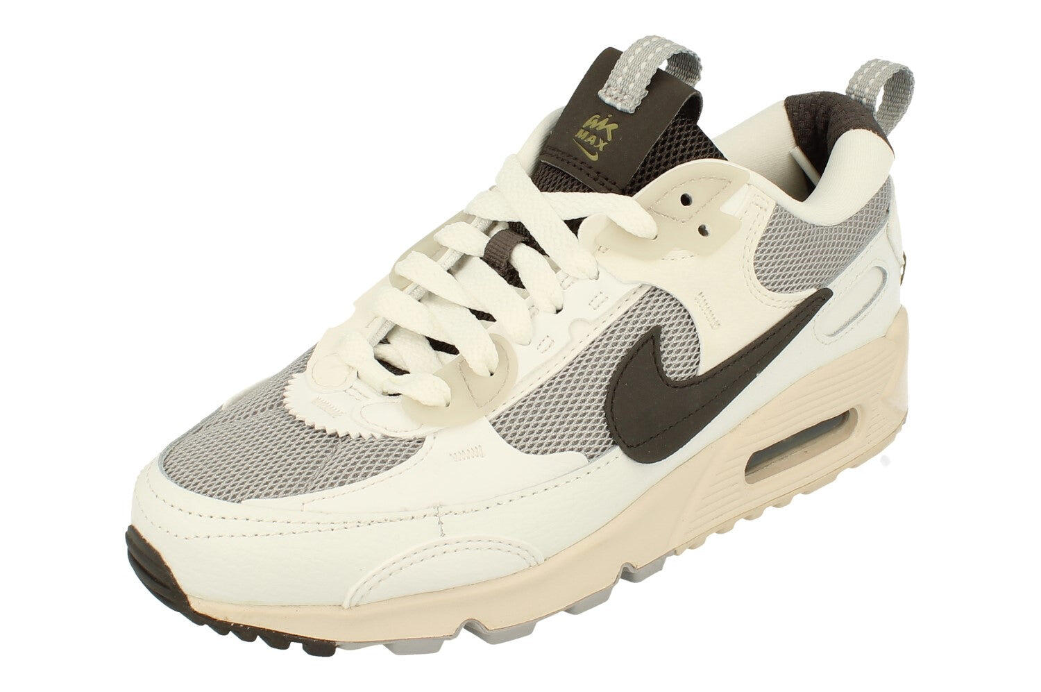 Nike women's air max '90 essential shoes hotsell