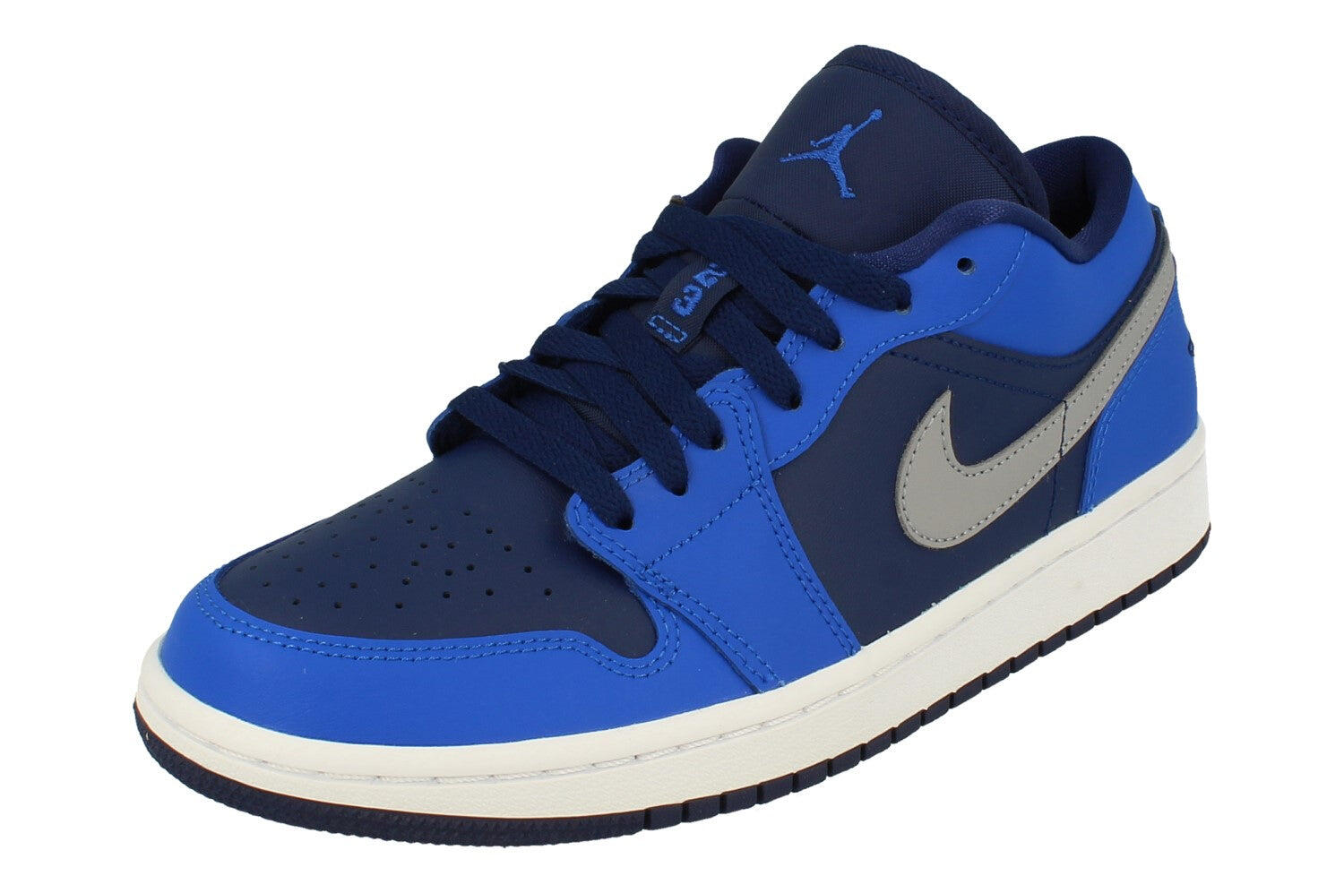 NIKE picture