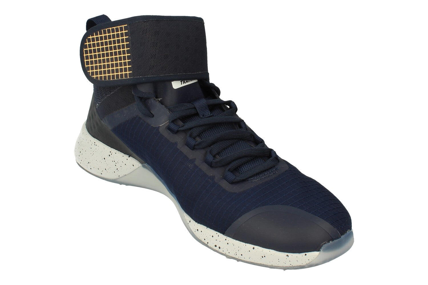 womens nike air zoom strong 2