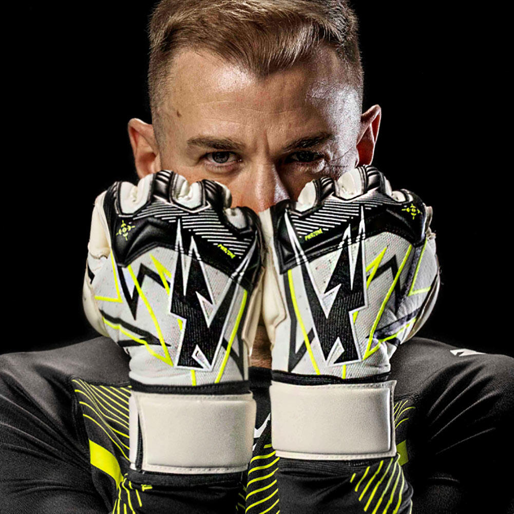 Kaliaaer Joe Hart JHPro 1.1 Junior Goalkeeper Gloves 2/4