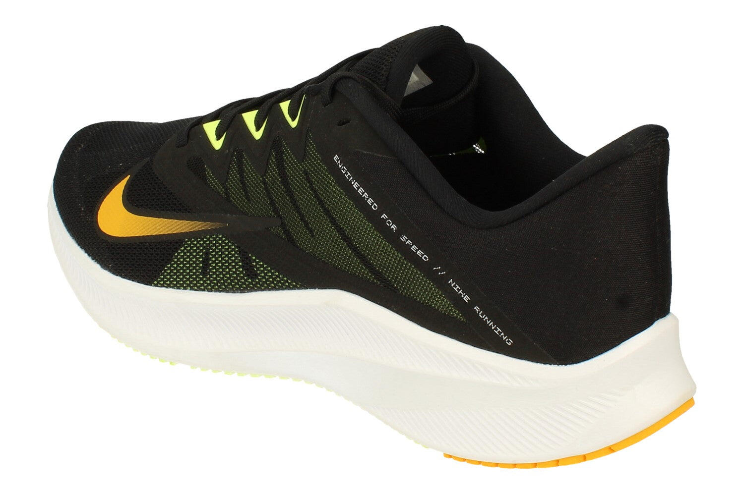 Quest 3 Mens Running Trainers CD0230 2/5