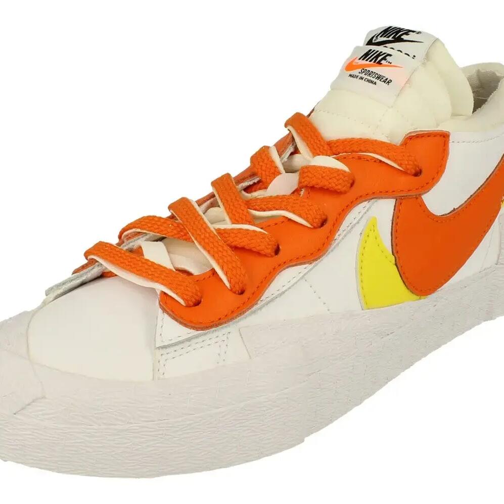 Blazer Low / Sacai Mens Trainers Dd1877