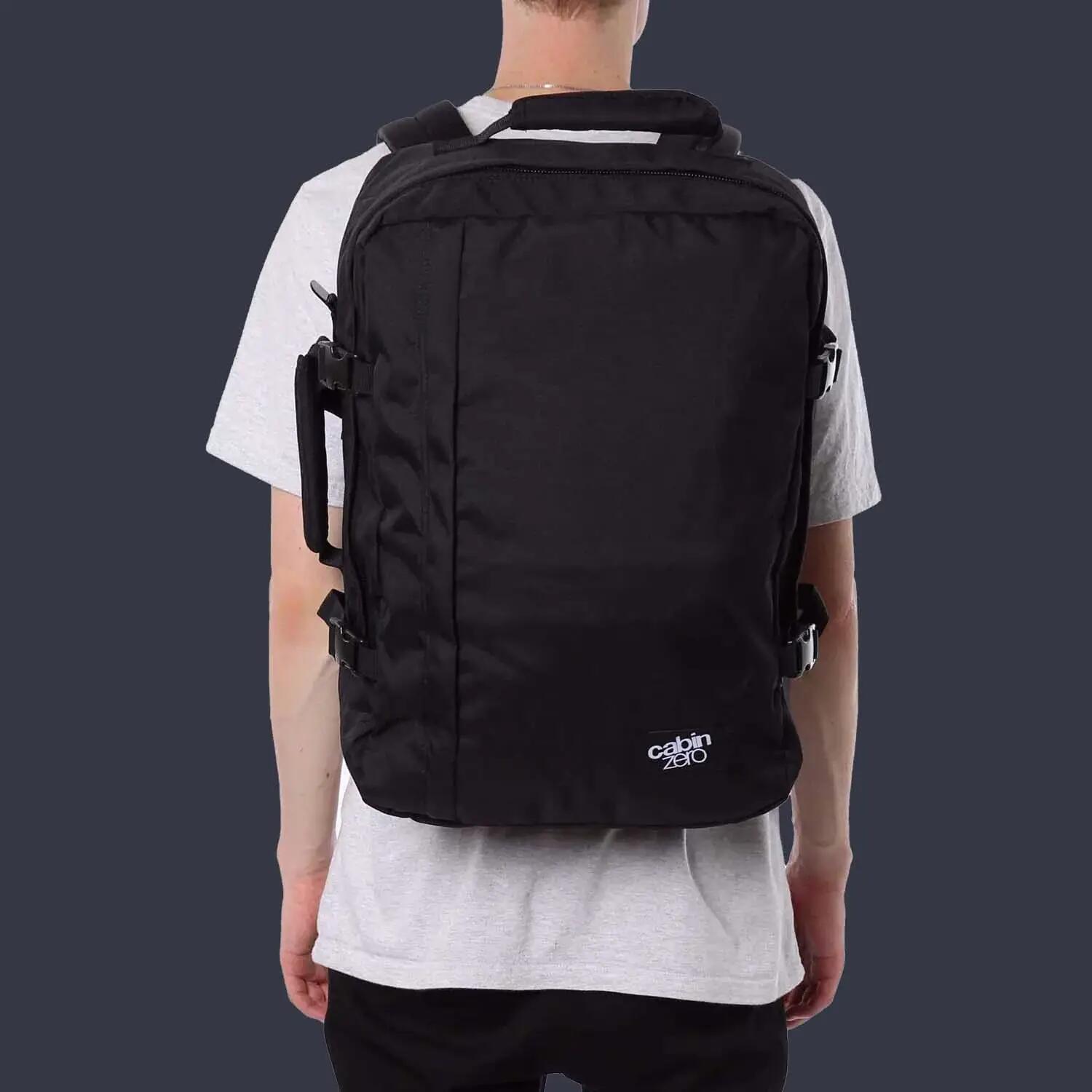 【こま】CABIN ZERO CLASSIC 44L black CabinZero - Classic 44L Backpack