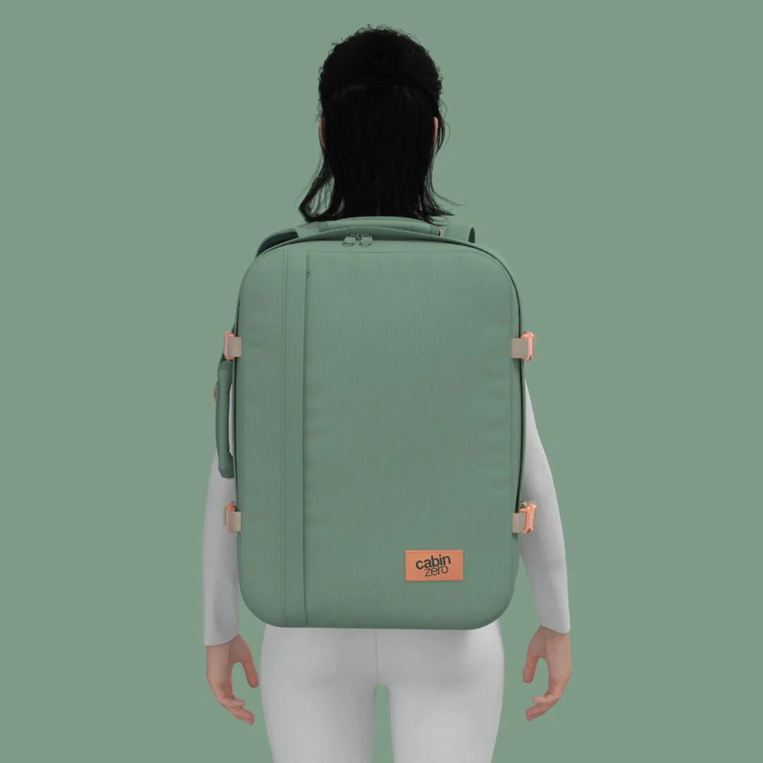Classic Backpack 44L - SAGE FOREST