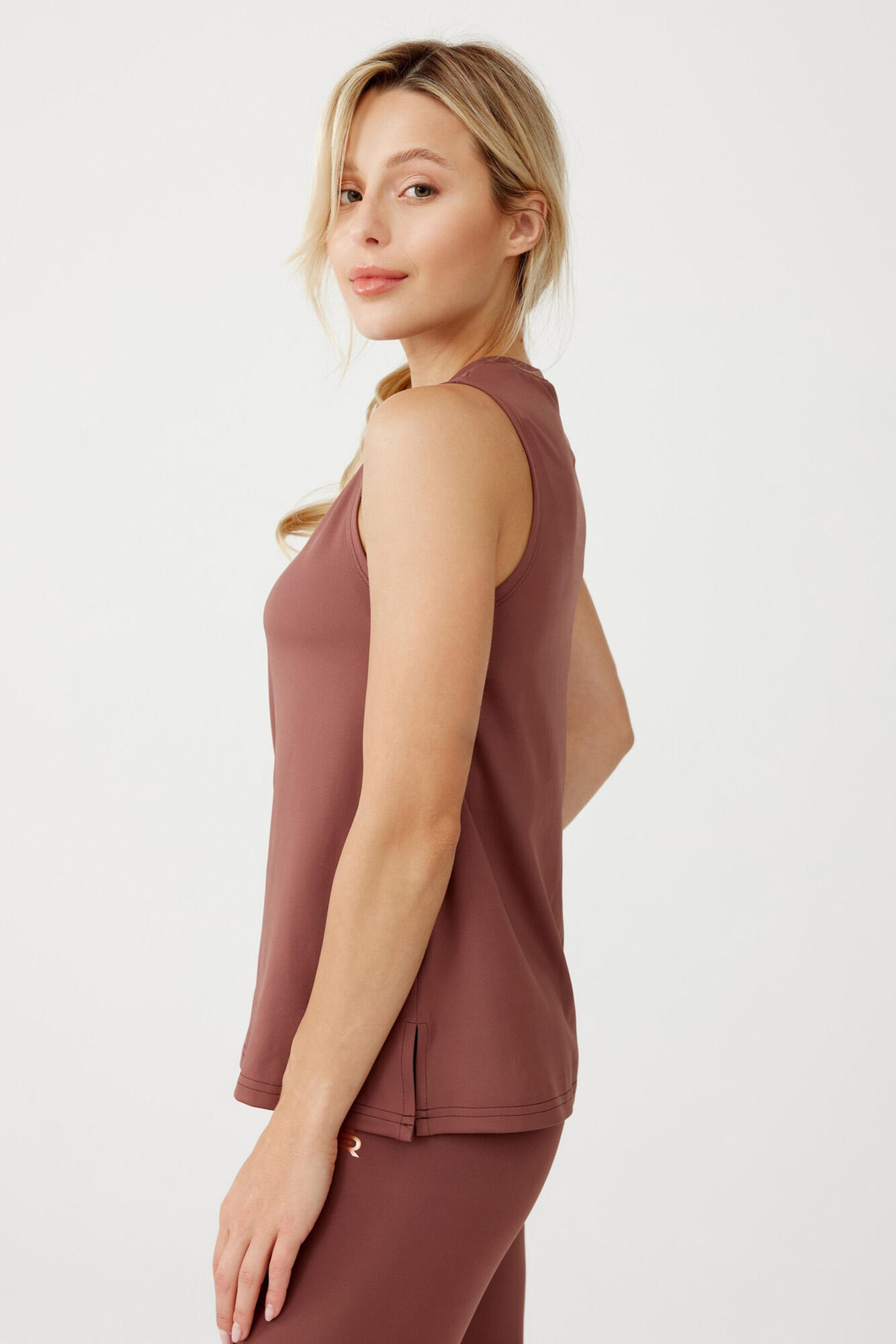 Damski top sportowy szybkoschnąca Rough Radical Classic Top