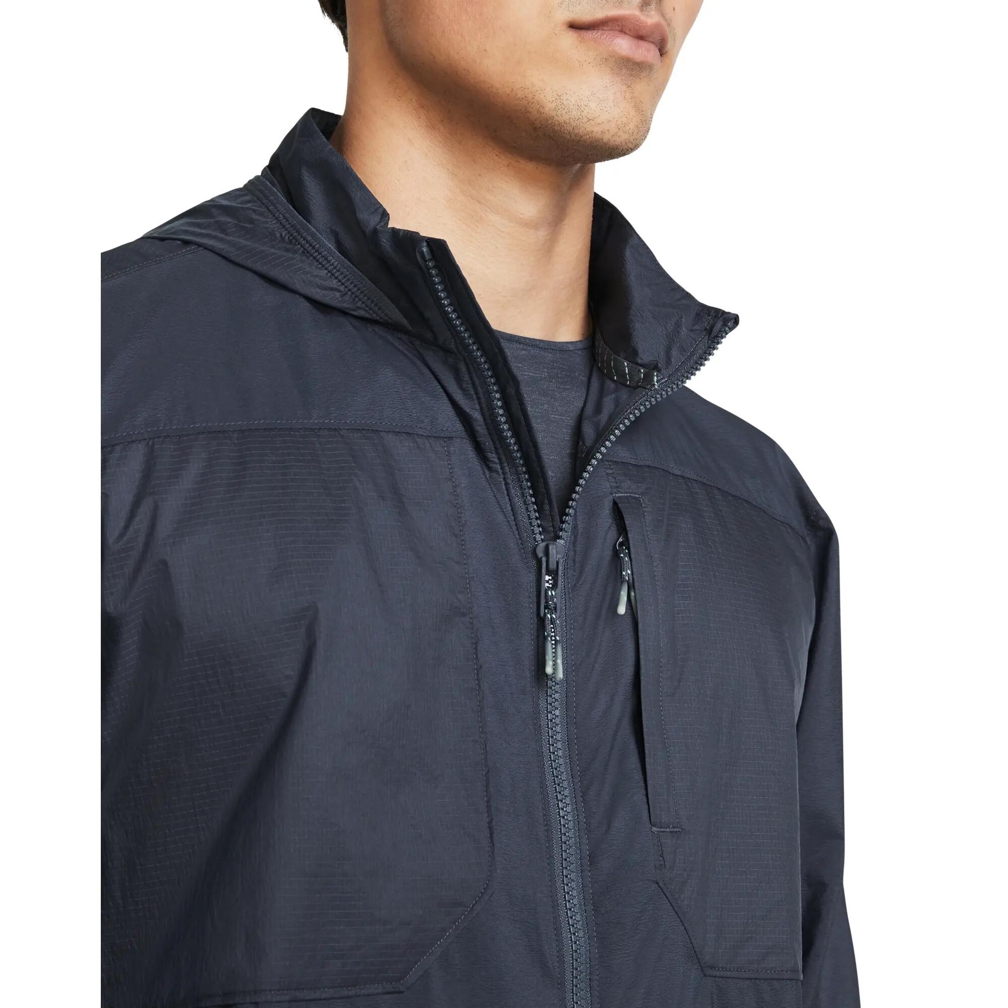 Waterdichte jas met capuchon Under Armour Launch 5/6