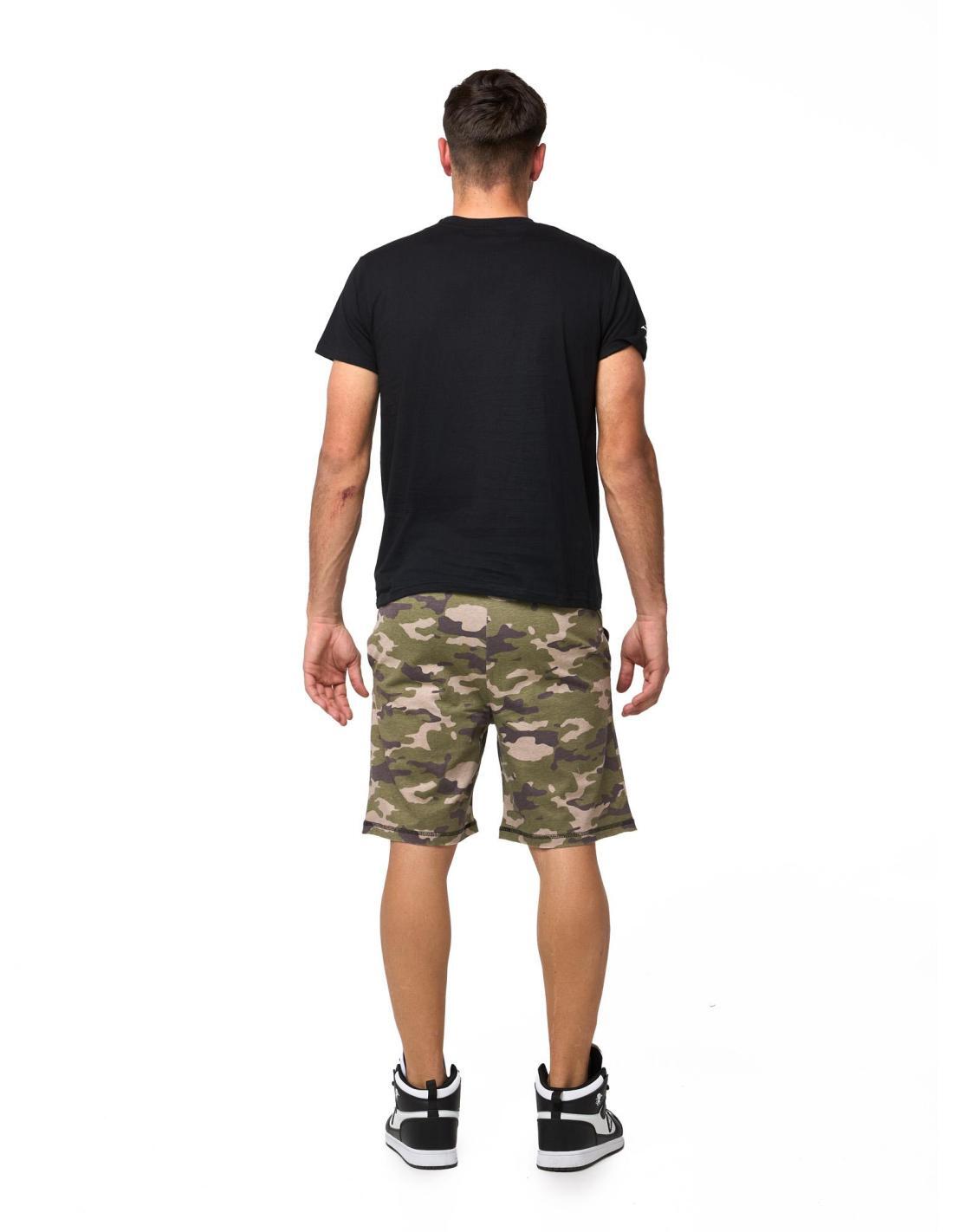 Complete herenset met Leone Summer Style camouflage t-shirt en short 4/5