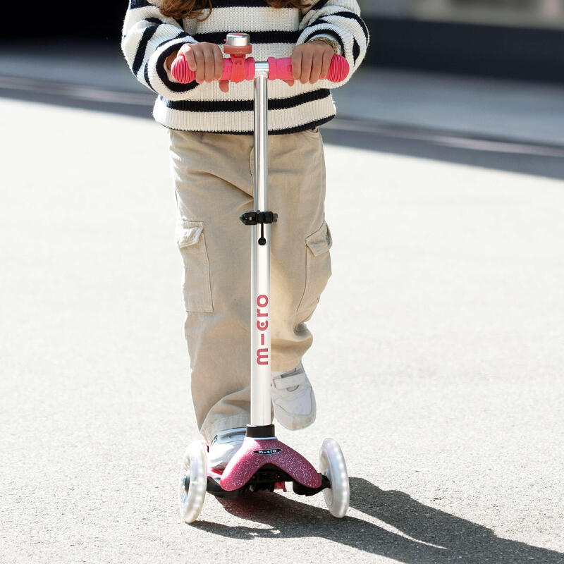 Trottinette Micro Mobility à trois roues Rose Glitter LED MMD208