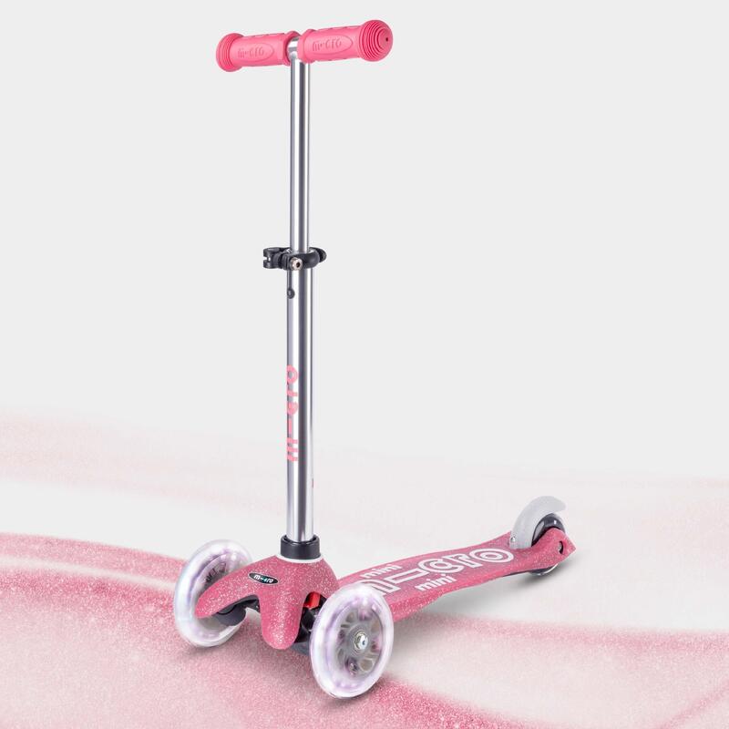 Trottinette Micro Mobility à trois roues Rose Glitter LED MMD208