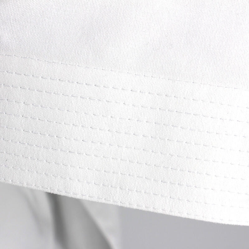 Kimono de karate kata taikyoku